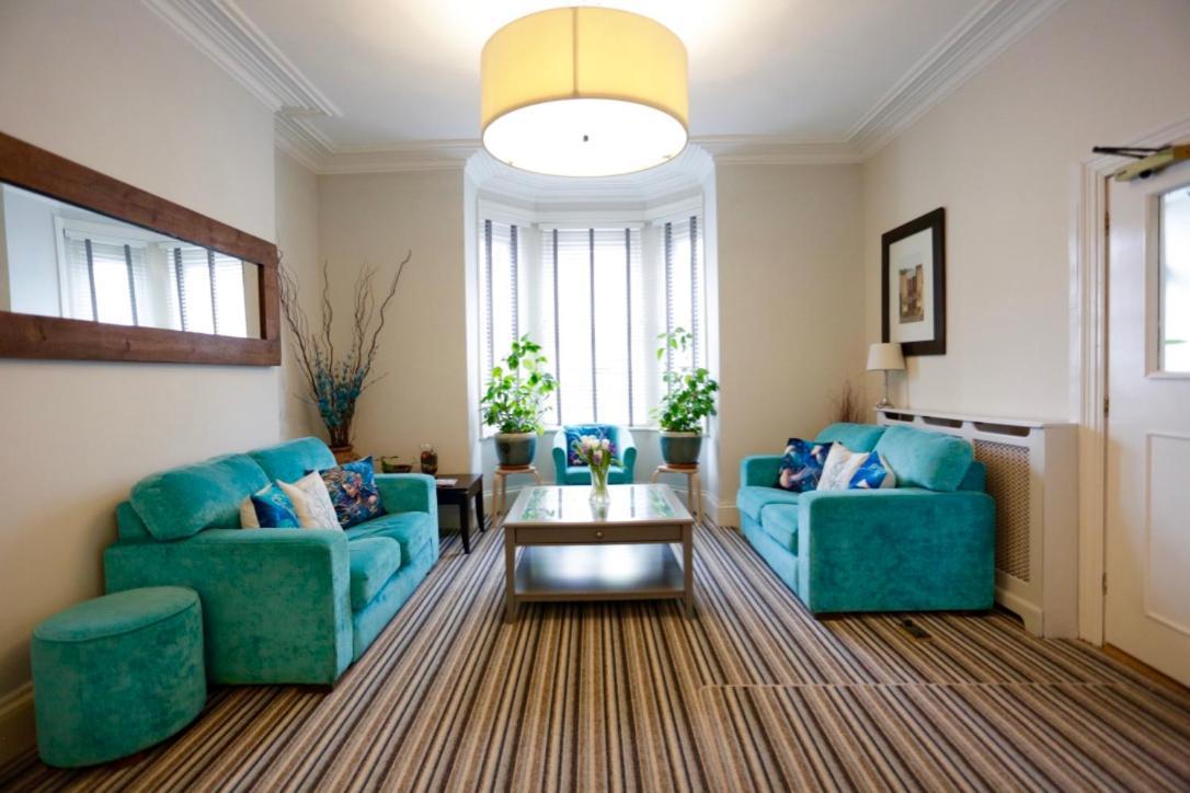 The Dolphin Hotel Ексмут Екстериор снимка